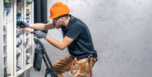 Best Licensed Electrician  in Redlands, CO
